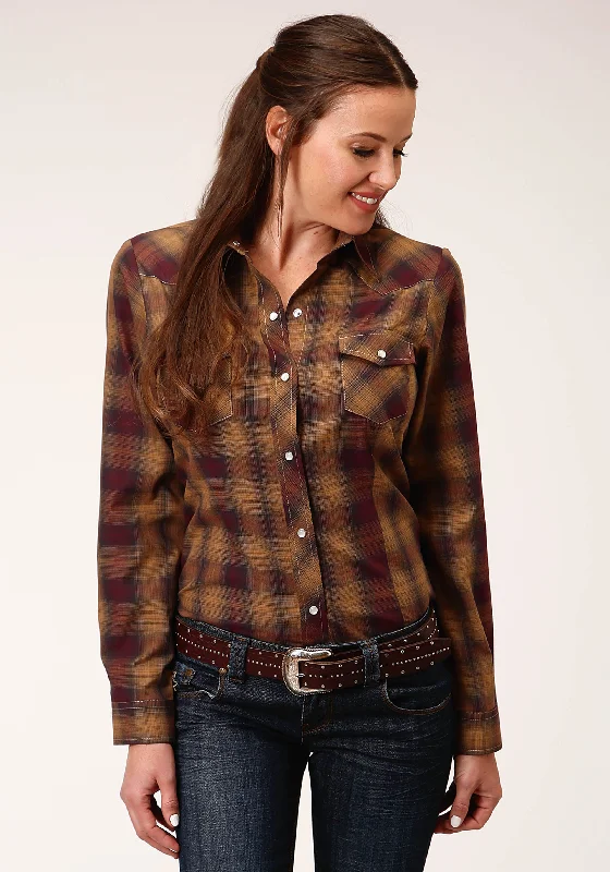 WOMENS LONG SLEEVE SNAP CARAMEL AND GREY PLAID WESTERN SHIRT Relaxed Fit Short Sleeve Top WOMENS LONG SLEEVE SNAP CARAMEL AND GREY PLAID WESTERN SHIRT Relaxed Fit Short Sleeve Top