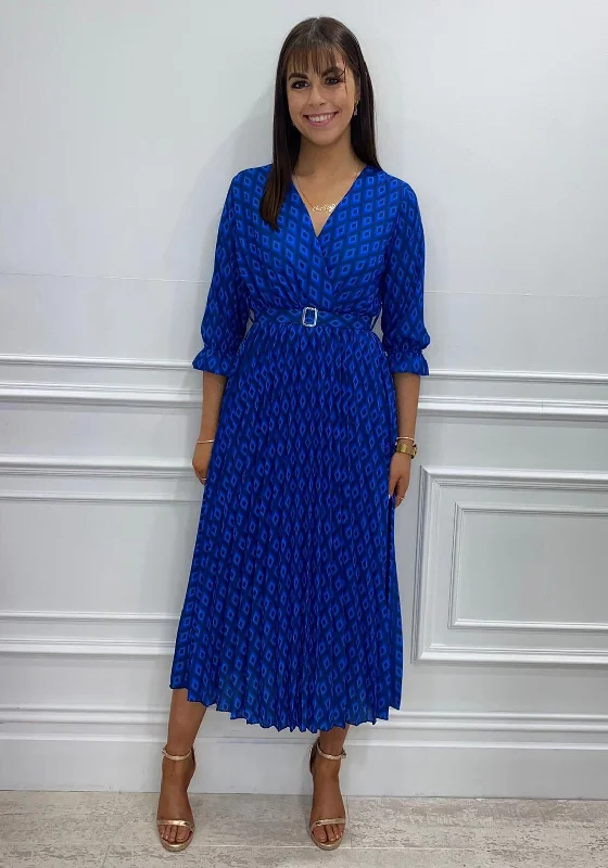 Kate & Pippa Diamond Print Pleated Midi Dress, Navy & Blue Trendy Square Neck Midi Dress Kate & Pippa Diamond Print Pleated Midi Dress, Navy & Blue Trendy Square Neck Midi Dress