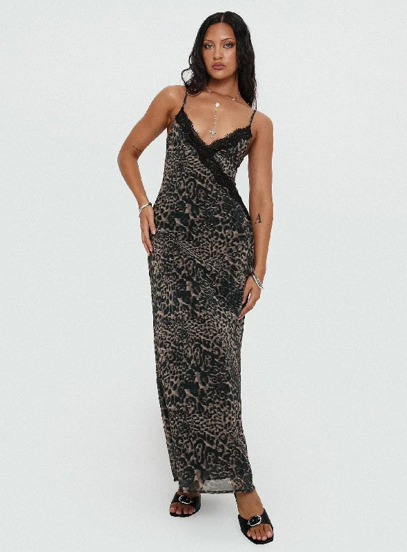 Rosalba Maxi Dress Leopard Comfortable Bohemian Maxi Dress